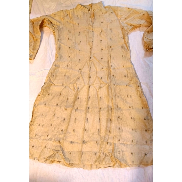 Handwoven pure silk kurti - Picture 3 of 7